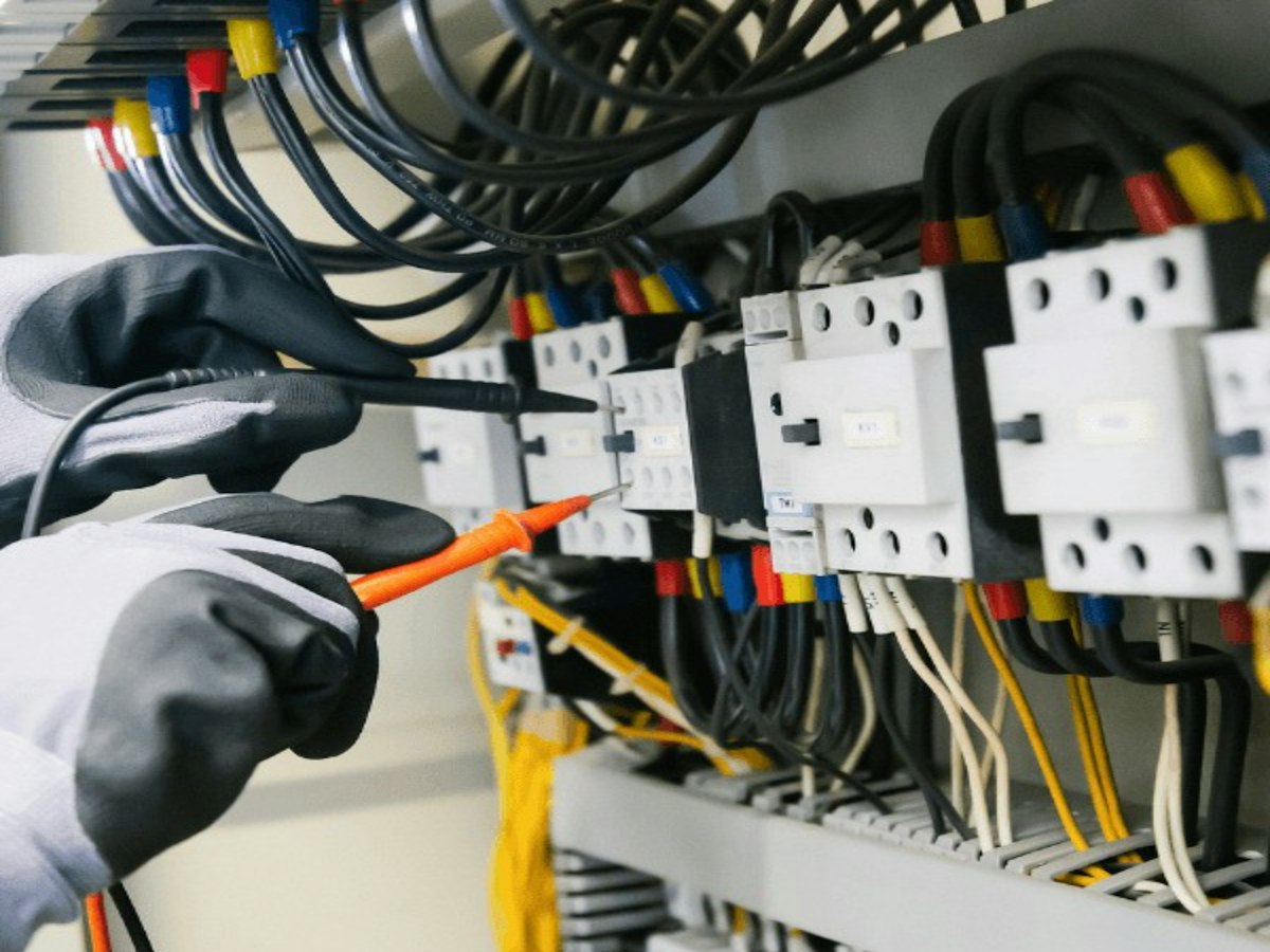 200A panel upgrade with multimeter testing